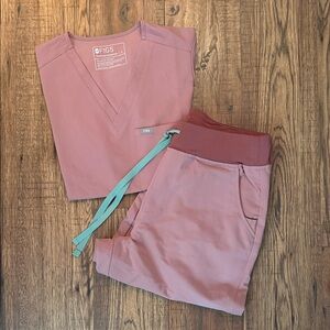 Figs Mauve Scrub Set with Teal Accents